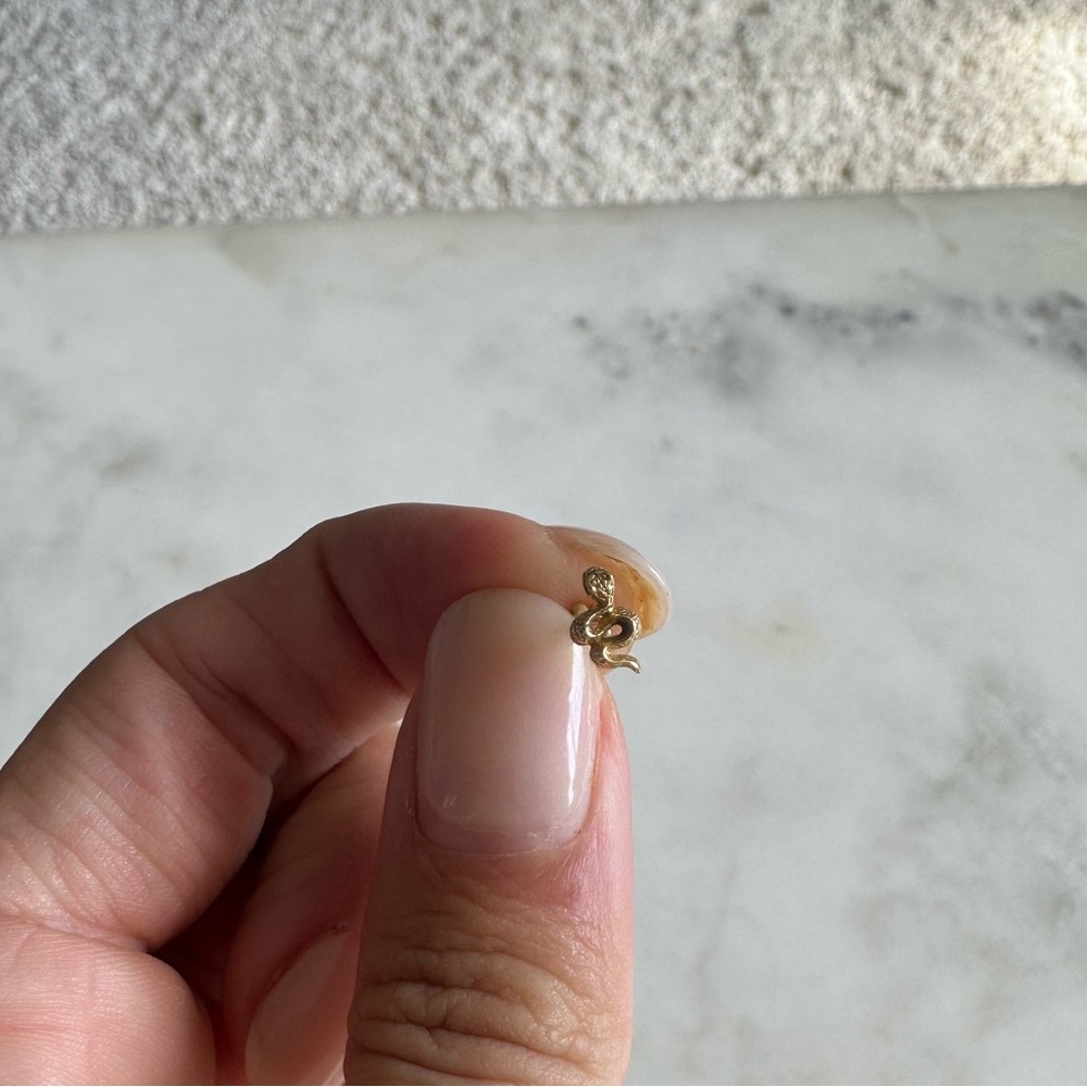 Maria Tash Engraved Snake Stud